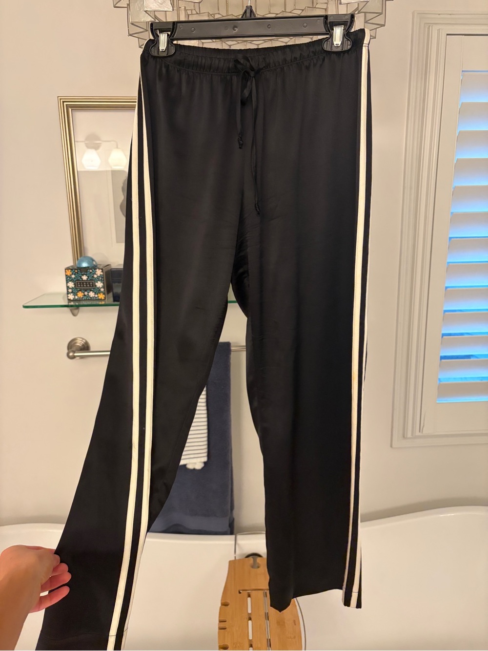 Donni The Silk Stripe Crop Pant in Jet (black) size small - Picture 5 of 8